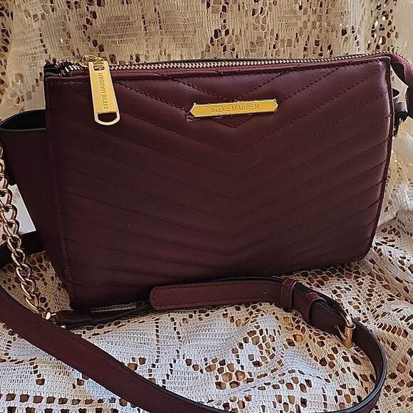 Steve Madden Handbags - Plum Steve Madden Quilted Blexi Crossbody Bag